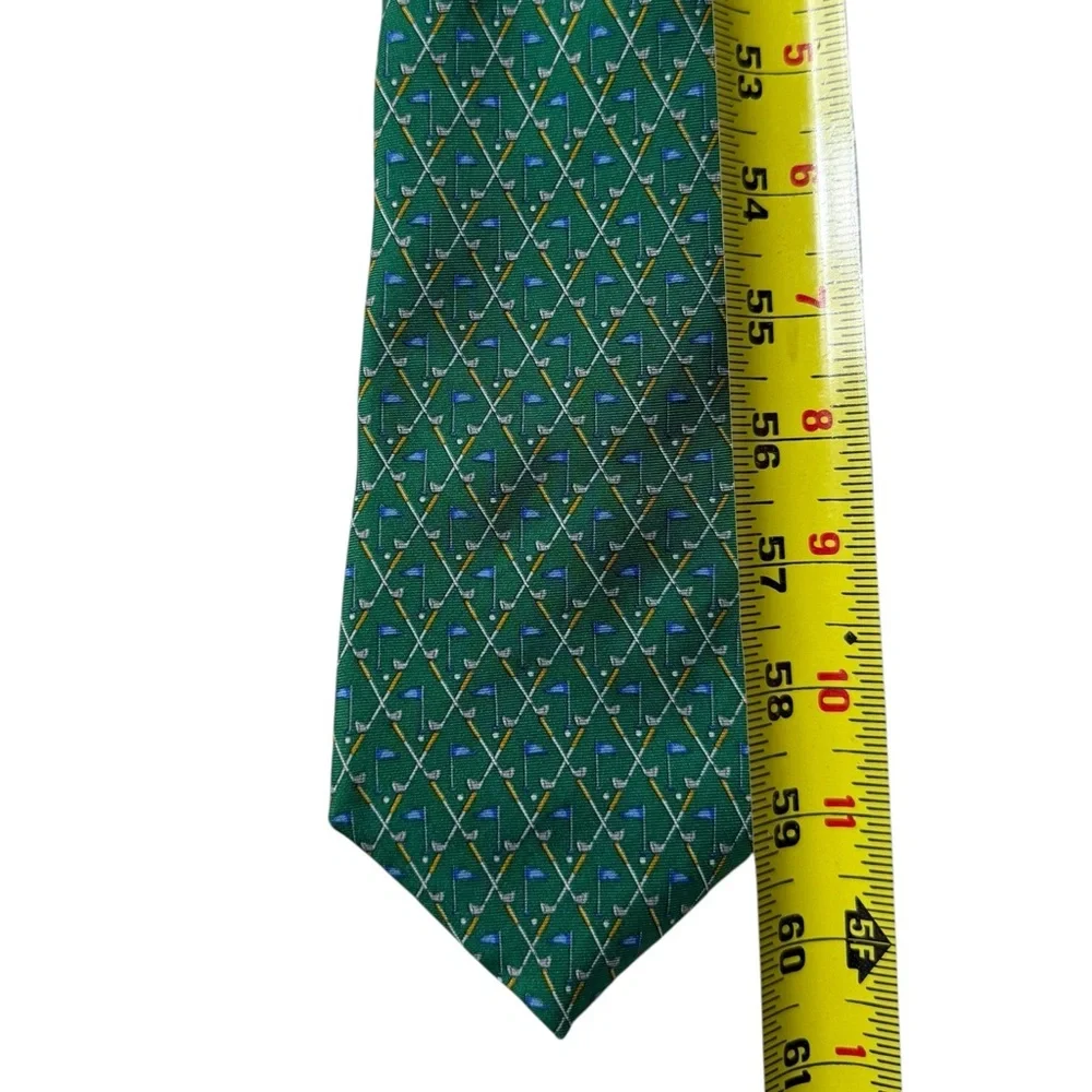 Brooks Brothers Country Club Silk Tie Green Golf Club Golf Flag Print Business